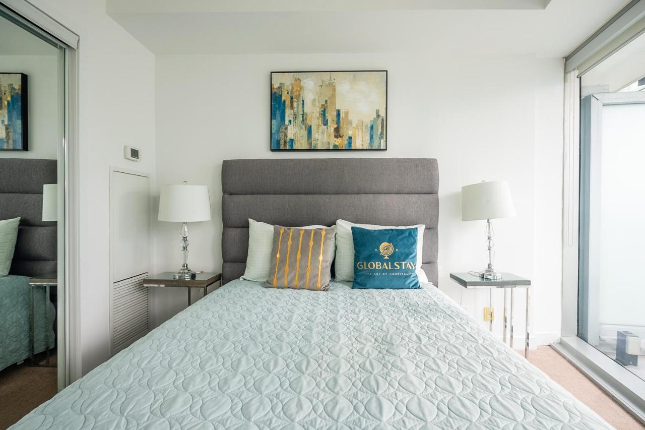 Globalstay. Amazing Downtown Apartments Торонто Екстериор снимка