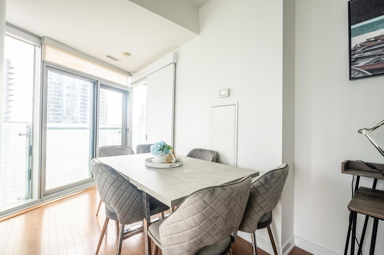 Globalstay. Amazing Downtown Apartments Торонто Екстериор снимка